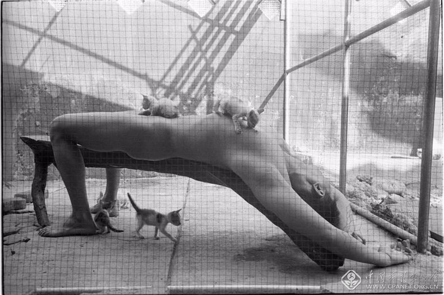 Ayu+Utami+and+Erik+Prasetya_recompress.jpg 1487754831874083.jpg