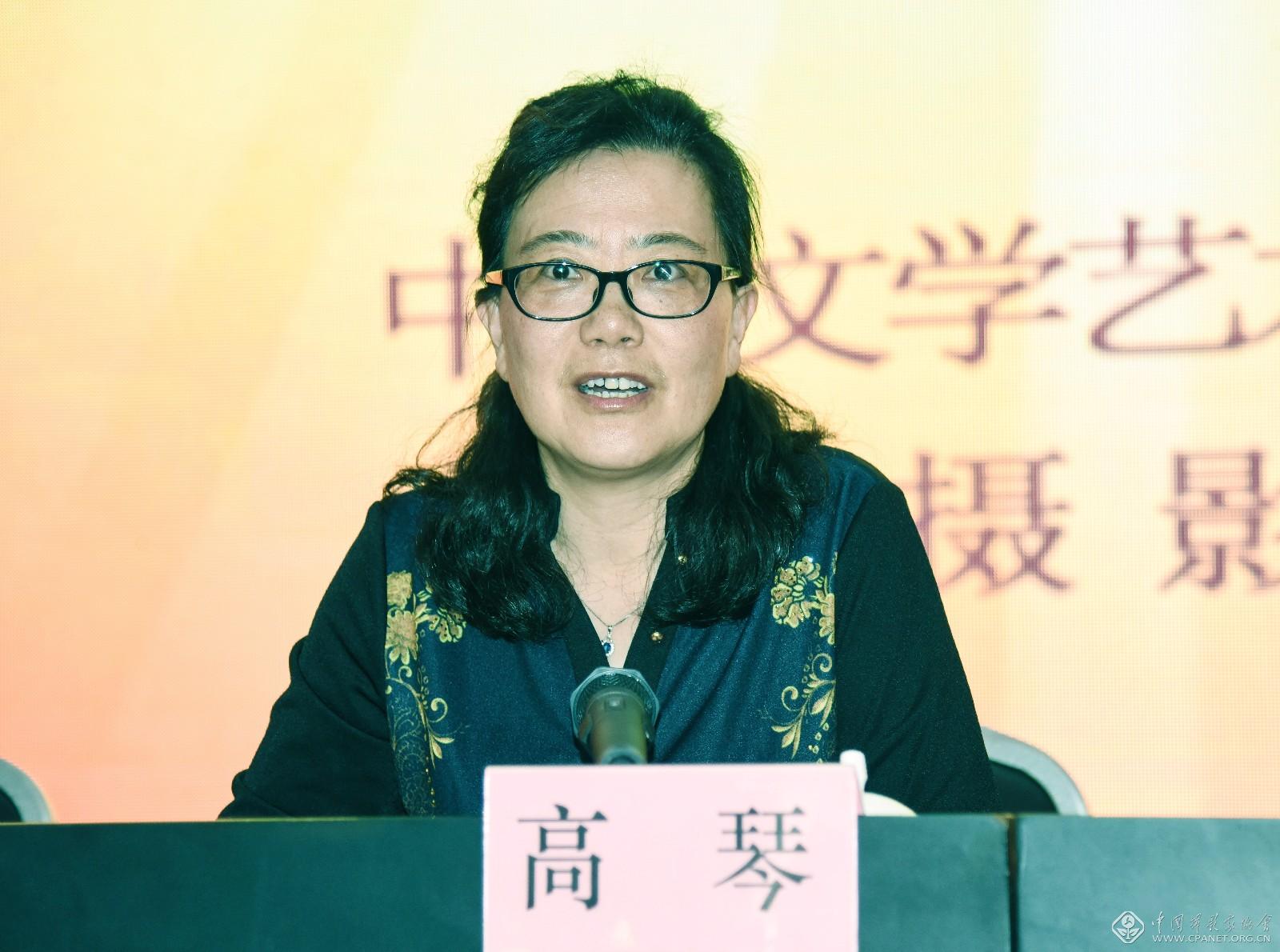 6.高琴在开班仪式上作动员讲话。戚建华 摄.JPG