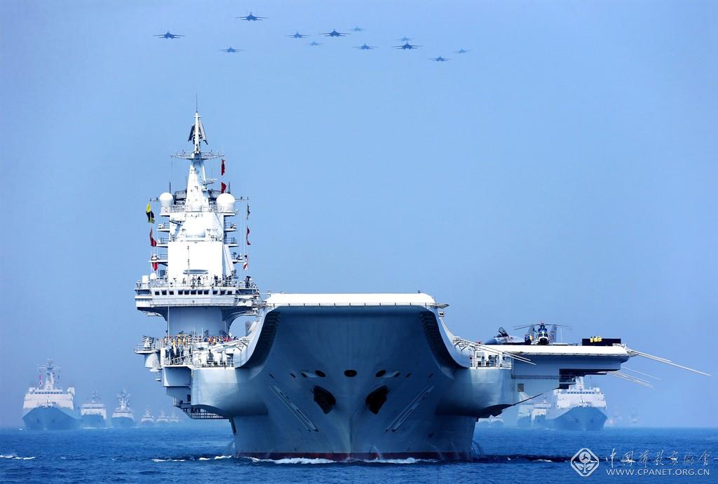 张雷-南海大阅兵.jpg