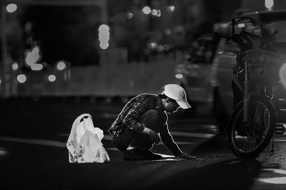 《粒粒皆辛苦》 来自图虫网投稿：@延吉小张.png