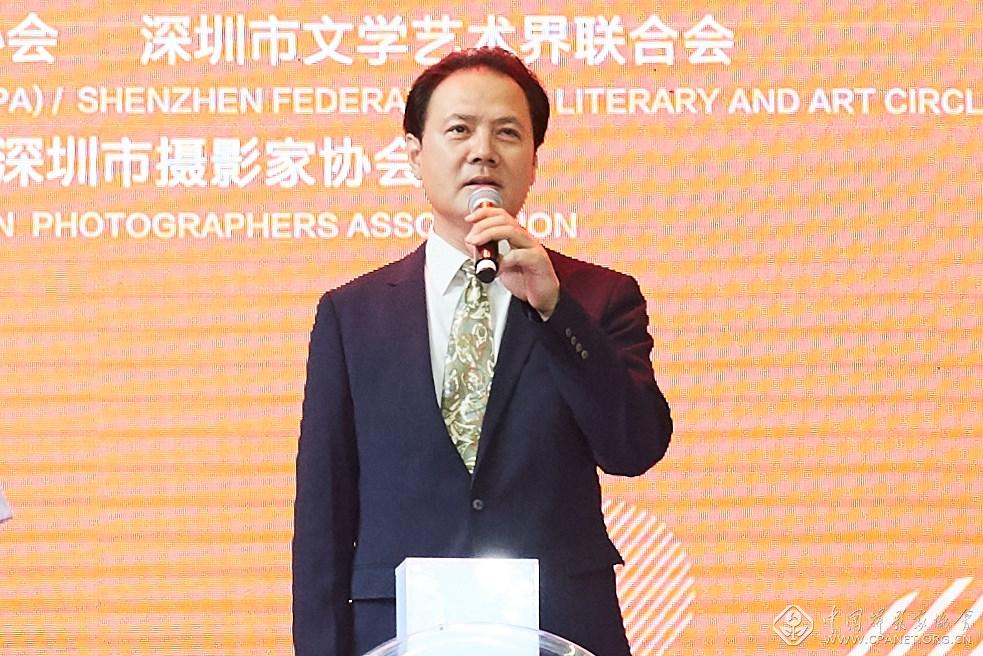 李前光.jpg 李前光.jpg