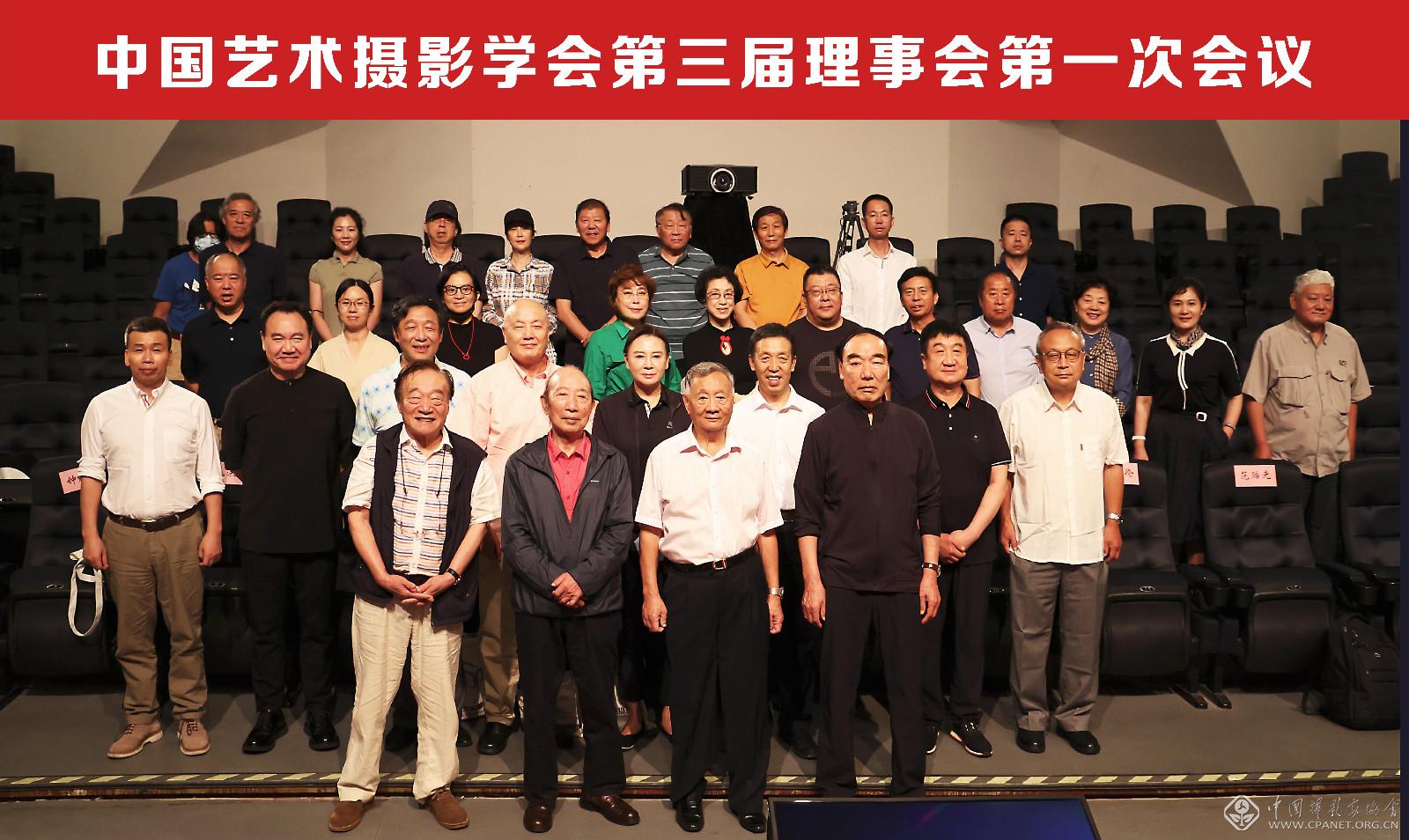 IMG_0320-02.jpg IMG_0320-02.jpg